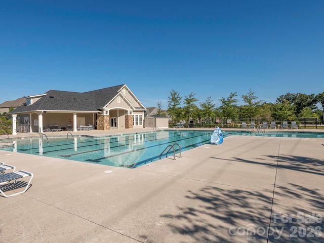 966 Parkland Place NW, Concord, NC 28027