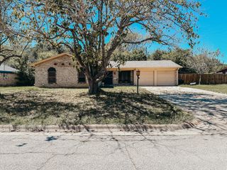 3709 Wendell Drive, North Richland Hills, TX 76117