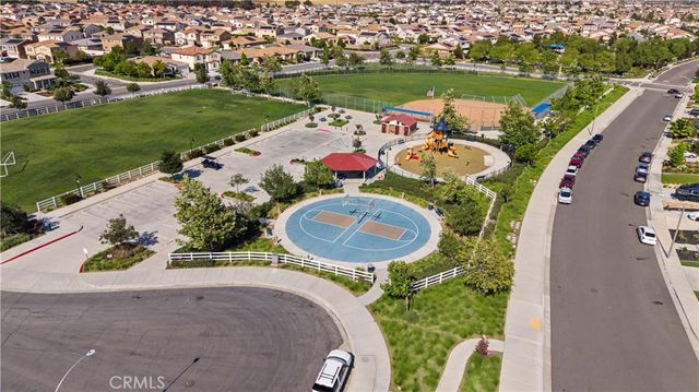 34512 Burnt Pine Rd, Murrieta, CA 92563