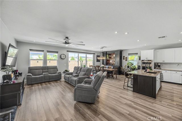 34512 Burnt Pine Rd, Murrieta, CA 92563