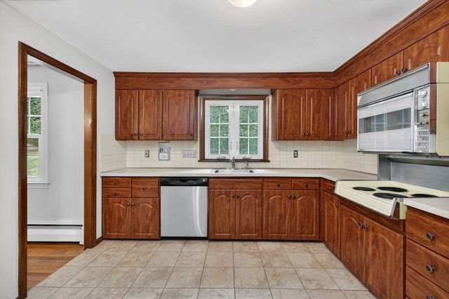 4 Apache Trail, Medford, MA 02155