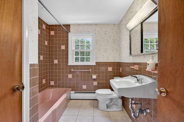4 Apache Trail, Medford, MA 02155