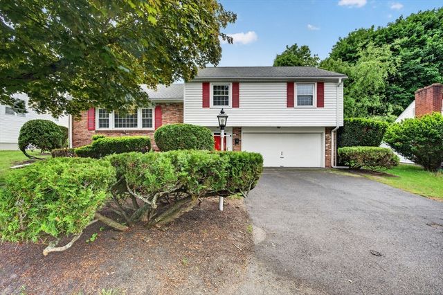 4 Apache Trail, Medford, MA 02155