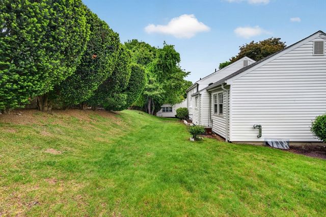 4 Apache Trail, Medford, MA 02155