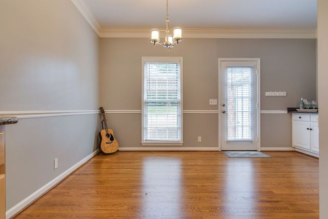 2306 Sharondale Dr, Nashville, TN 37215