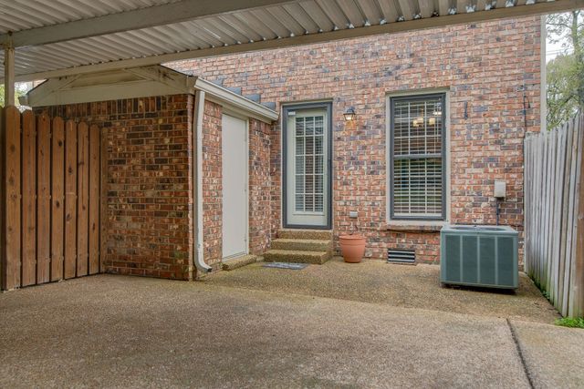 2306 Sharondale Dr, Nashville, TN 37215