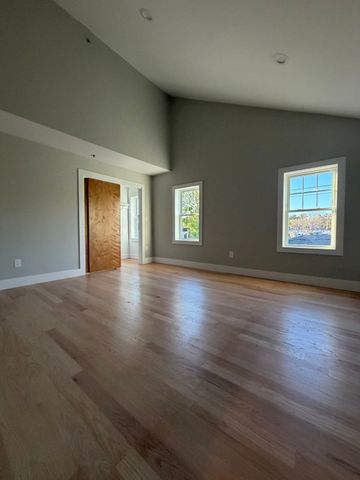 944 East St 3, Walpole, MA 02081