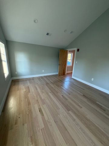 944 East St 3, Walpole, MA 02081