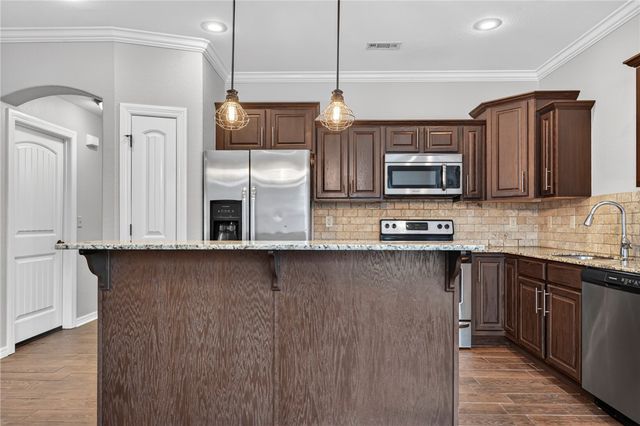 2622 N Sierra Avenue, Fayetteville, AR 72703