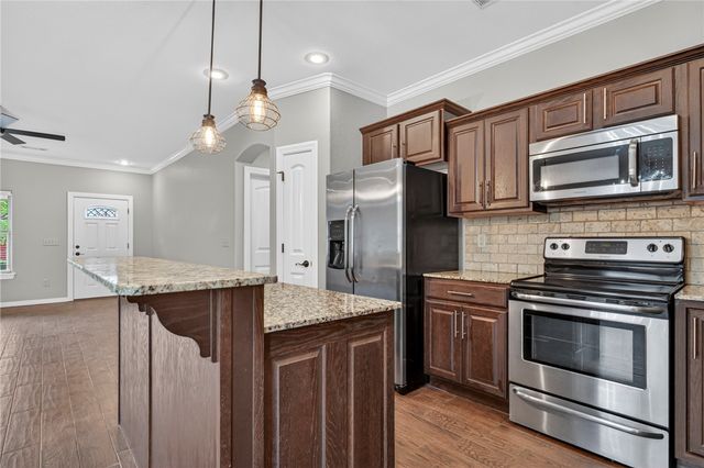 2622 N Sierra Avenue, Fayetteville, AR 72703