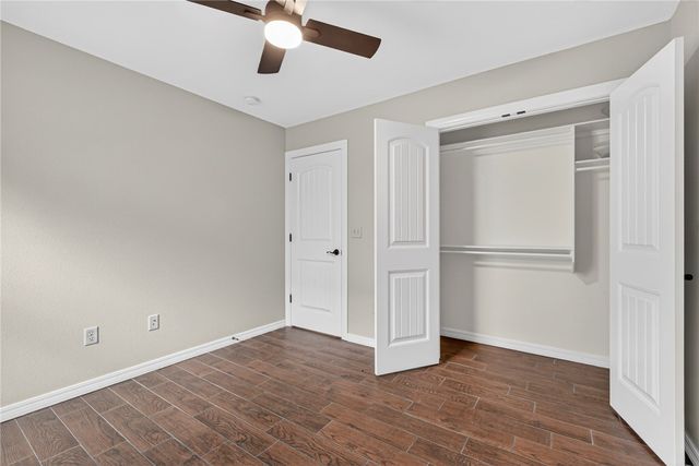 2622 N Sierra Avenue, Fayetteville, AR 72703