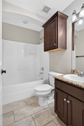 2622 N Sierra Avenue, Fayetteville, AR 72703