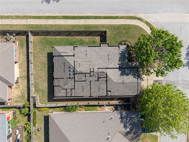 2622 N Sierra Avenue, Fayetteville, AR 72703