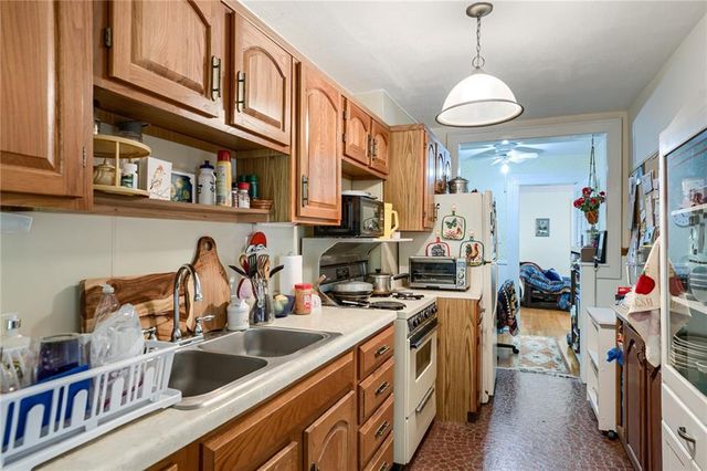 5039-41 Wyandotte Street, Kansas City, MO 64112