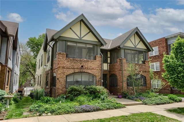 5039-41 Wyandotte Street, Kansas City, MO 64112