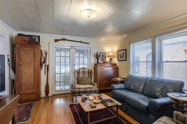 5039-41 Wyandotte Street, Kansas City, MO 64112