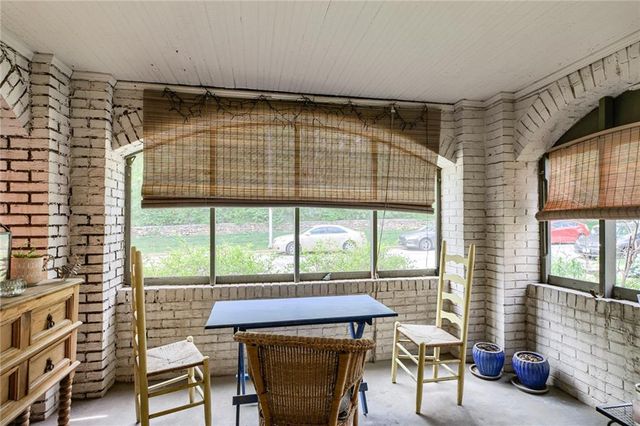 5039-41 Wyandotte Street, Kansas City, MO 64112