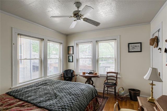 5039-41 Wyandotte Street, Kansas City, MO 64112