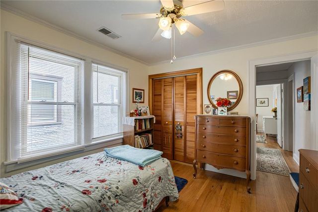 5039-41 Wyandotte Street, Kansas City, MO 64112