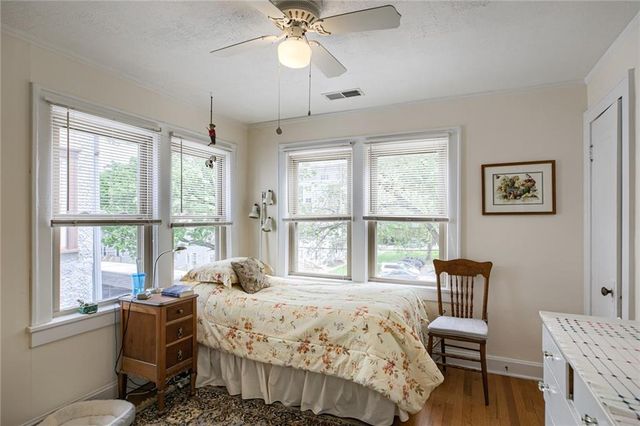 5039-41 Wyandotte Street, Kansas City, MO 64112