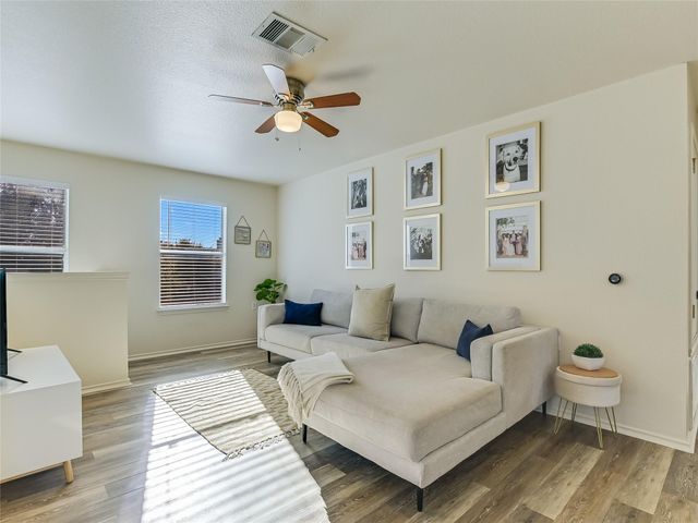 5516 Rayburn LN, Austin, TX 78723