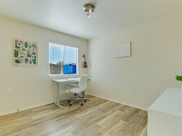 5516 Rayburn LN, Austin, TX 78723