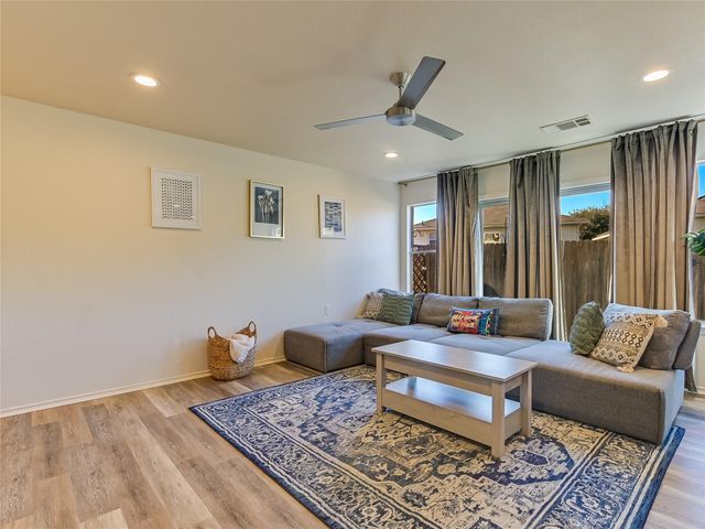 5516 Rayburn LN, Austin, TX 78723
