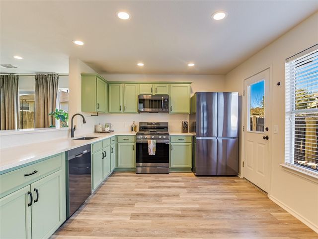 5516 Rayburn LN, Austin, TX 78723