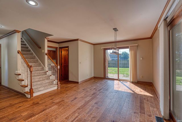 7533 Chapel Hill Court, Newburgh, IN 47630