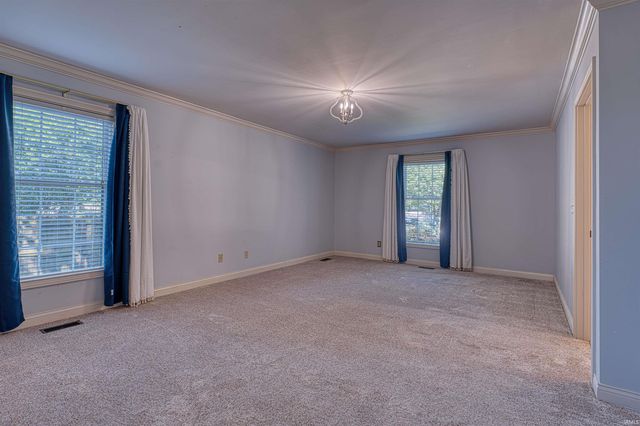 7533 Chapel Hill Court, Newburgh, IN 47630