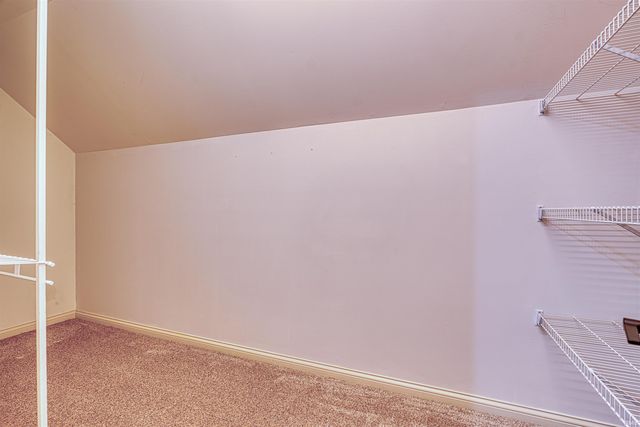 7533 Chapel Hill Court, Newburgh, IN 47630