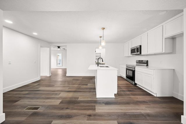 13575 Highway 69a, Big Sandy, TN 38221