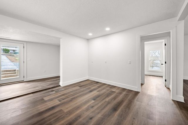 13575 Highway 69a, Big Sandy, TN 38221