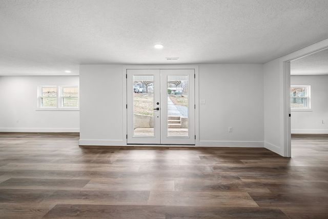 13575 Highway 69a, Big Sandy, TN 38221