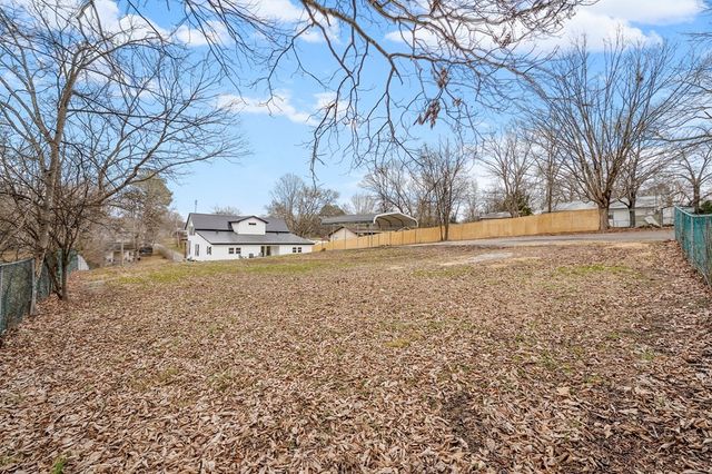 13575 Highway 69a, Big Sandy, TN 38221