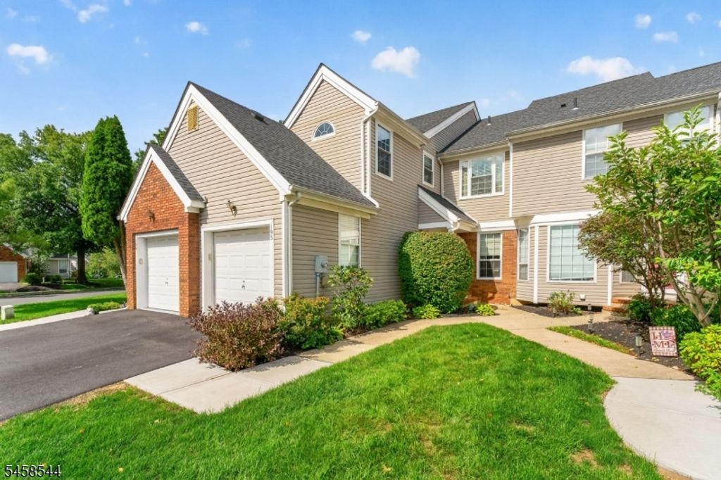 195 Teasel Court, Readington Twp., NJ 08889 — exterior