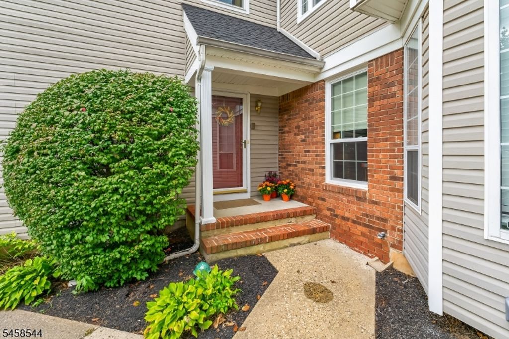 195 Teasel Court, Readington Twp., NJ 08889 — photo 2