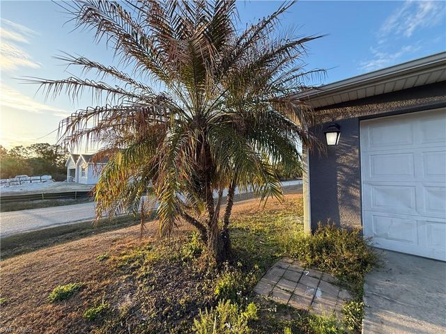3114 51st ST W, Lehigh Acres, FL 33971