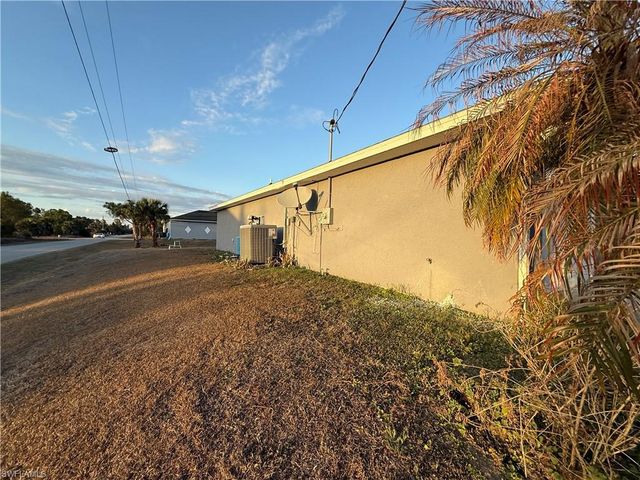 3114 51st ST W, Lehigh Acres, FL 33971