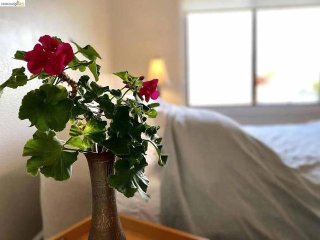 822 A St, Crockett, CA 94525