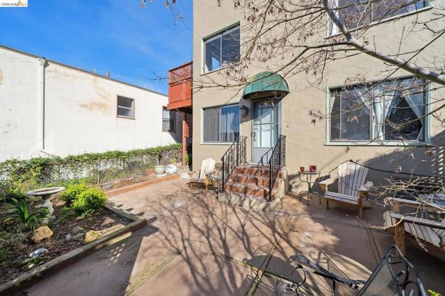 822 A St, Crockett, CA 94525