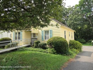 189 Sunset Drive, Port Ewen, NY 12466