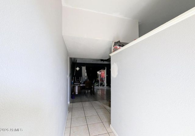 2210 W HEATHERBRAE Drive, Phoenix, AZ 85015
