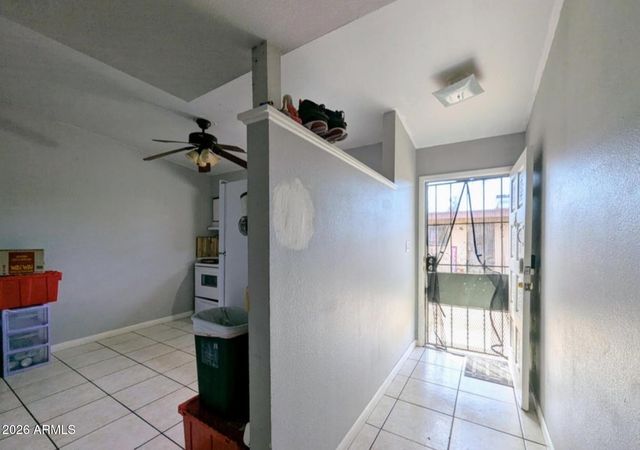 2210 W HEATHERBRAE Drive, Phoenix, AZ 85015