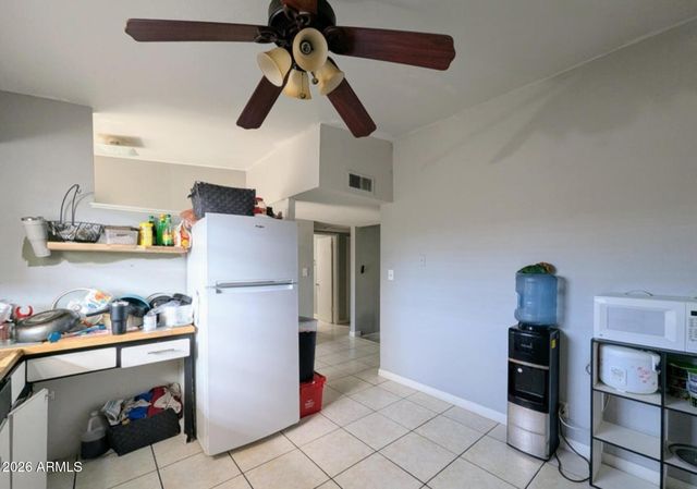 2210 W HEATHERBRAE Drive, Phoenix, AZ 85015