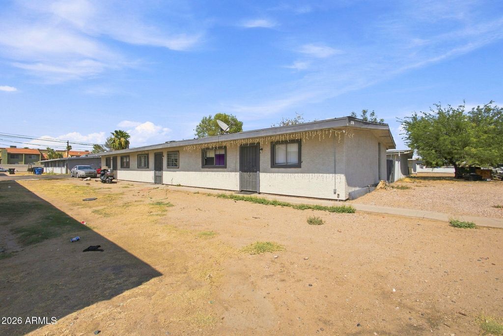 2210 W HEATHERBRAE Drive, Phoenix, AZ 85015 — photo 3
