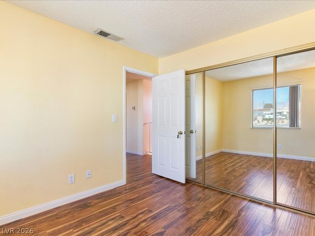 708 Kelso Way, Las Vegas, NV 89107