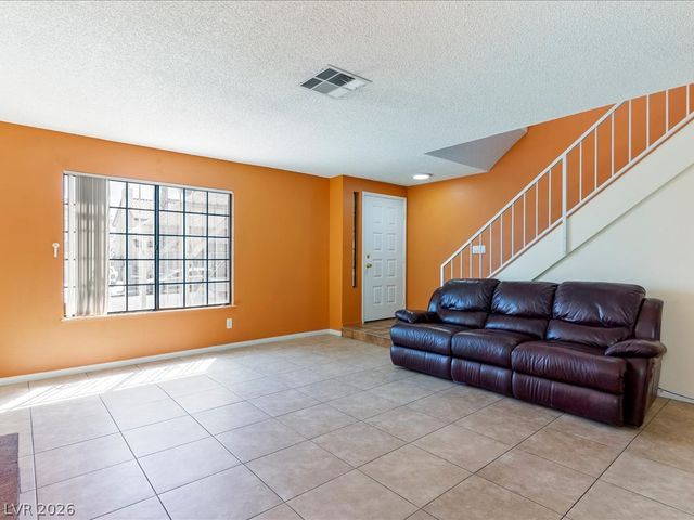 708 Kelso Way, Las Vegas, NV 89107