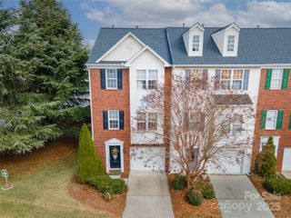 101 Rock Ridge Lane, Mount Holly, NC 28120