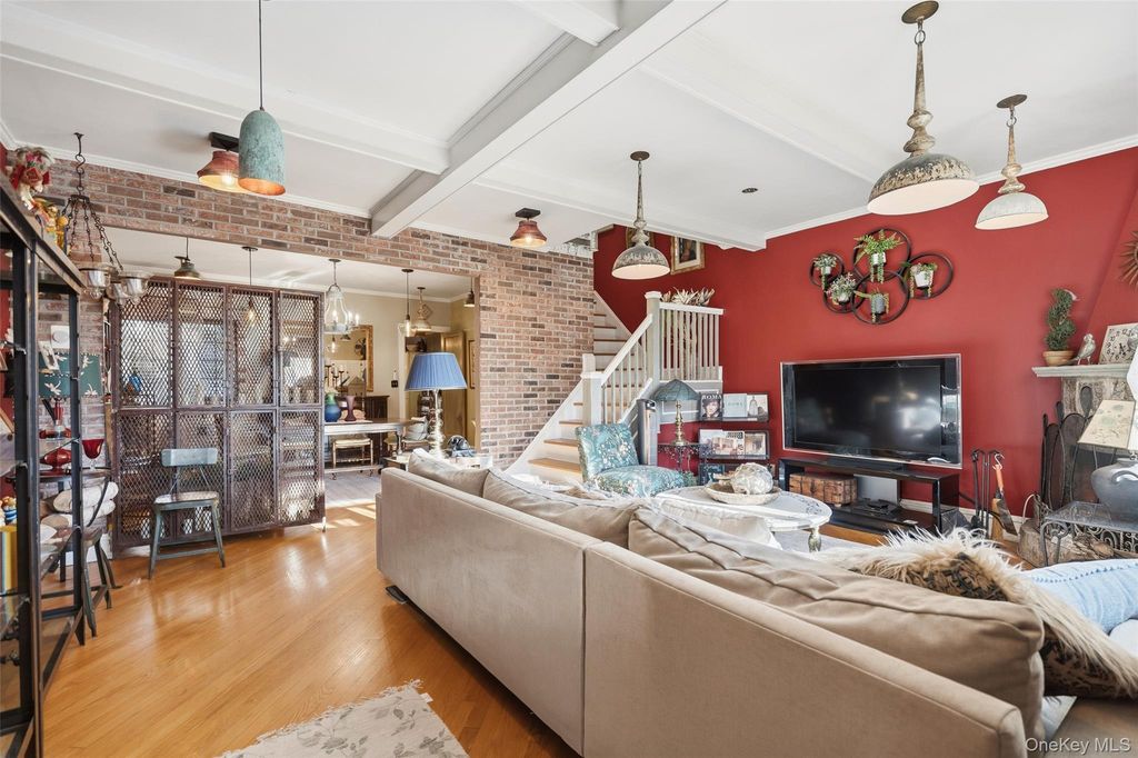 4563 194th Street, Flushing, NY 11358 — photo 3